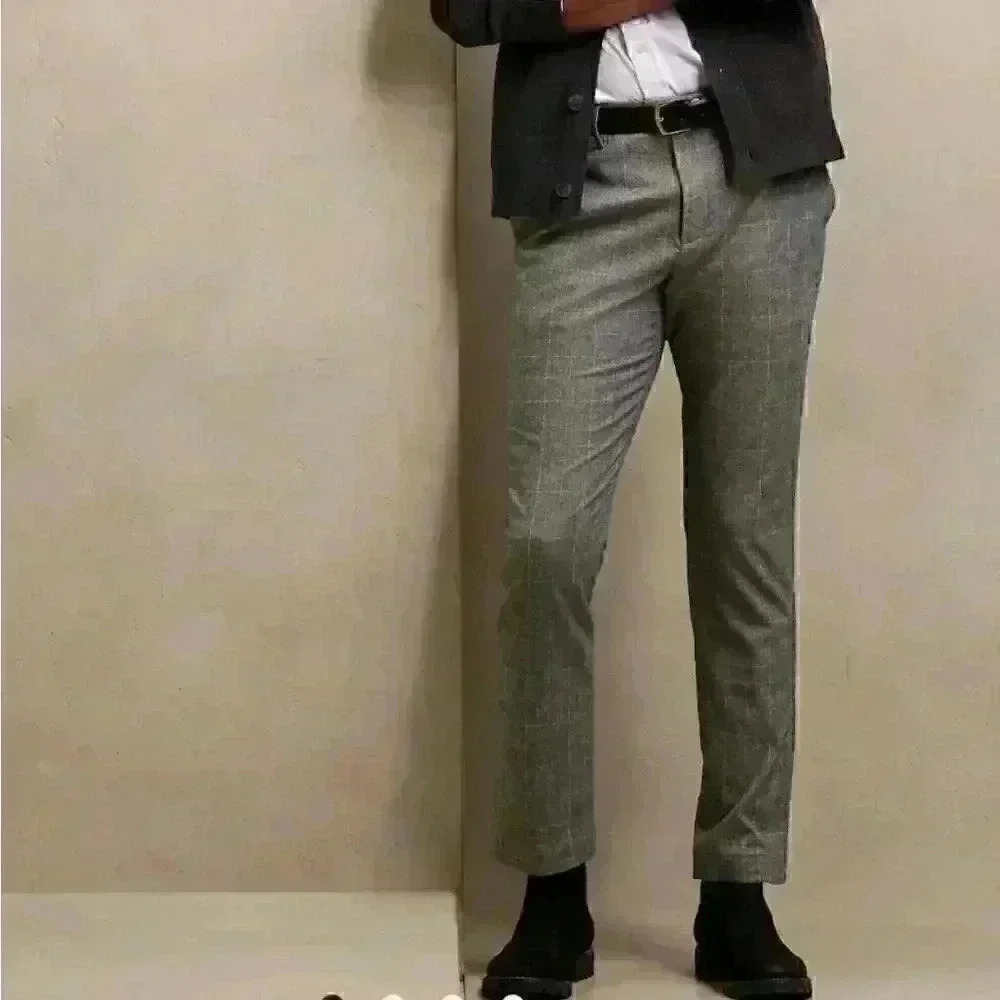Banana Republic Plaid Grayson Slim-Tapered Fit Pant